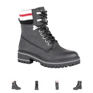 BRAND NEW, NEVER WORN WINTER/WATERPROOF BOOTS